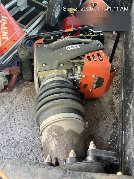 2024 HUSQVARNA LT6005