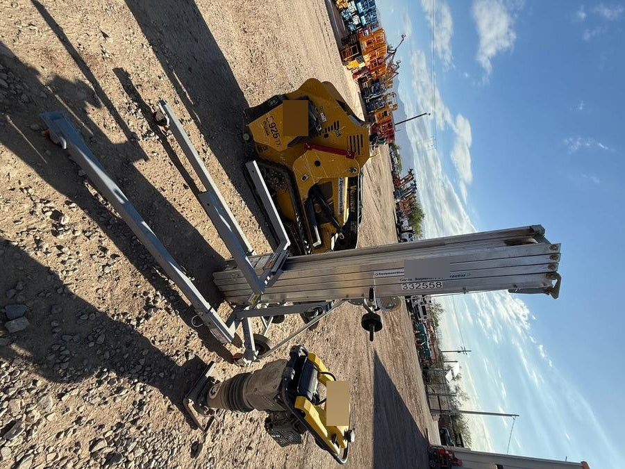 2023 GENIE SLC-24