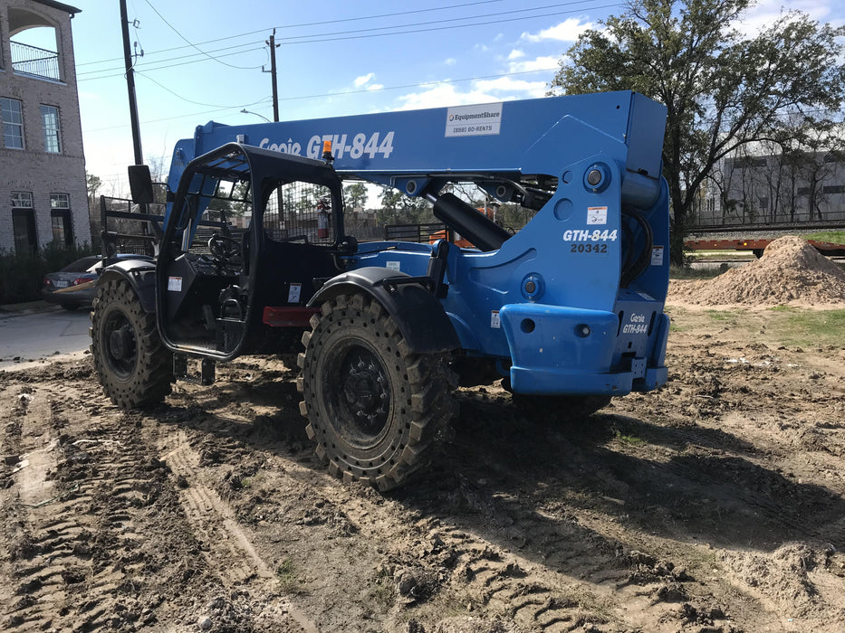 2018 Genie GTH-844 Genie GTH-844 w/Open ROPS, Solid Tires, beacon/work lights, 60" carriage/forks