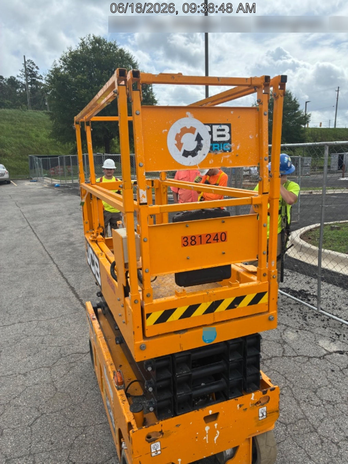2024 JCB S1932E