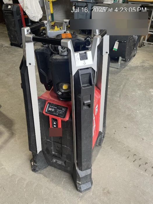 2022 MILWAUKEE MXF041-1XC