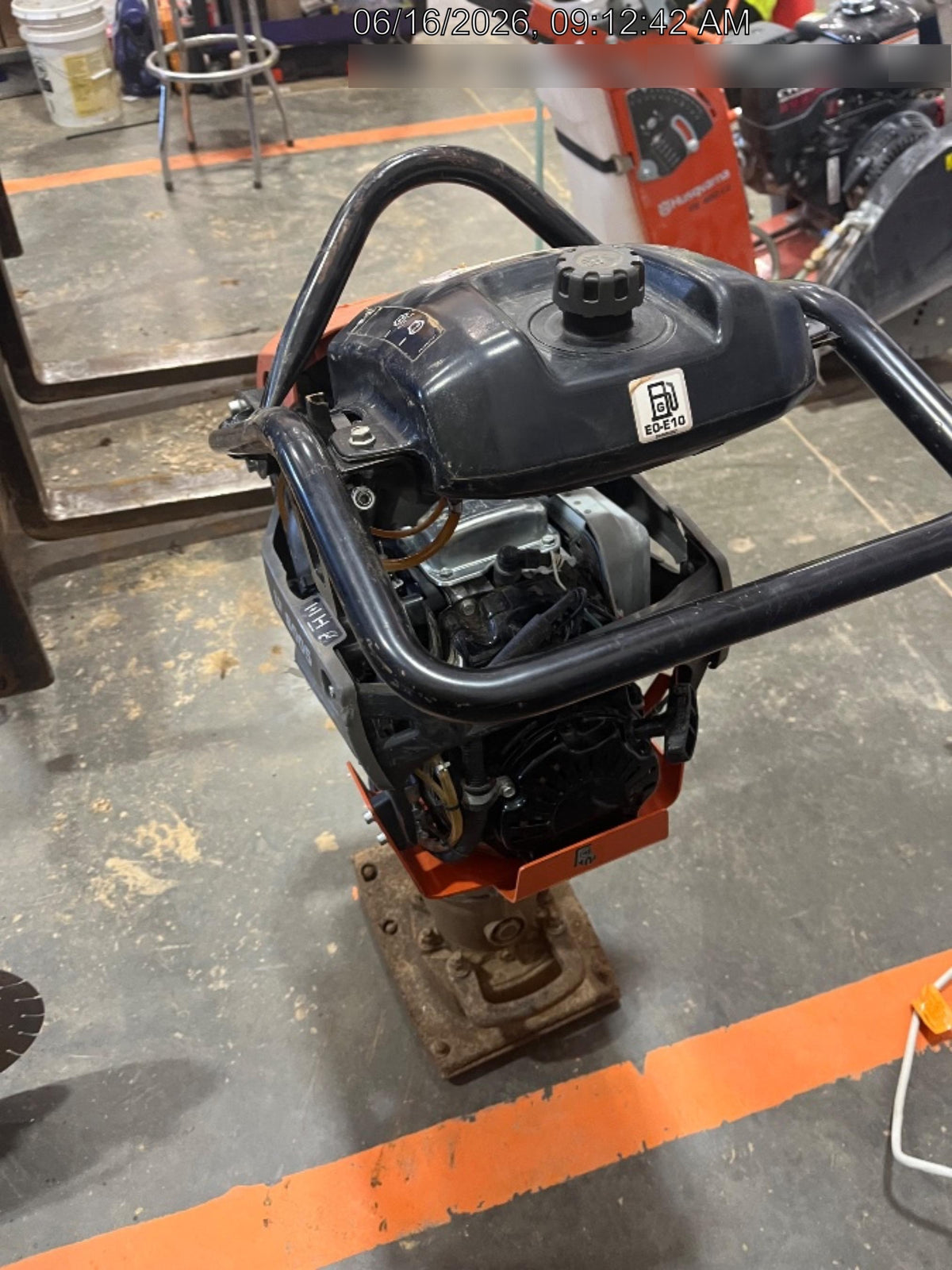 2024 HUSQVARNA LT6005