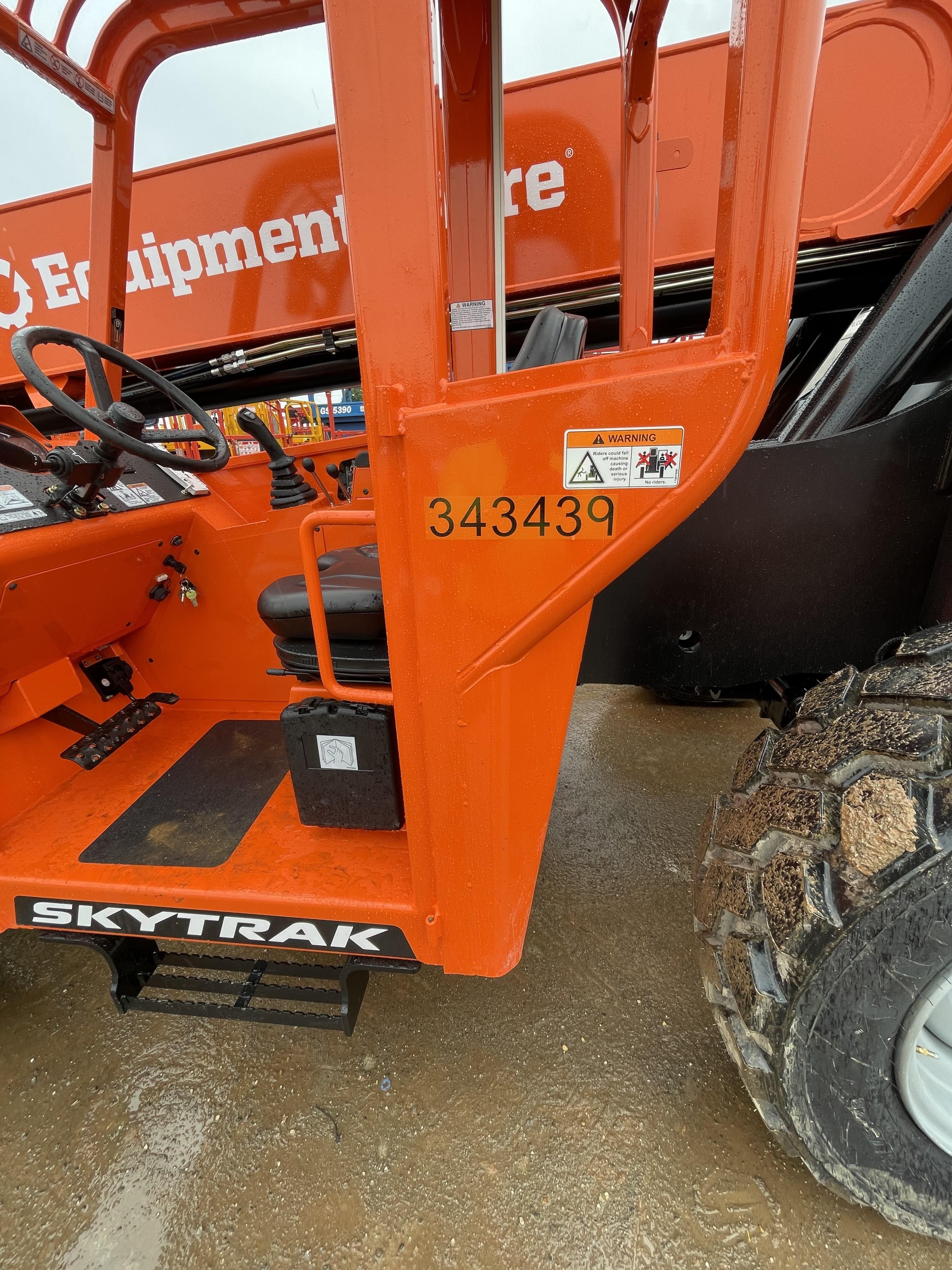 2023 SKYTRAK 12054