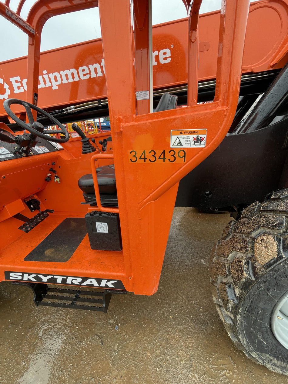 2023 SKYTRAK 12054