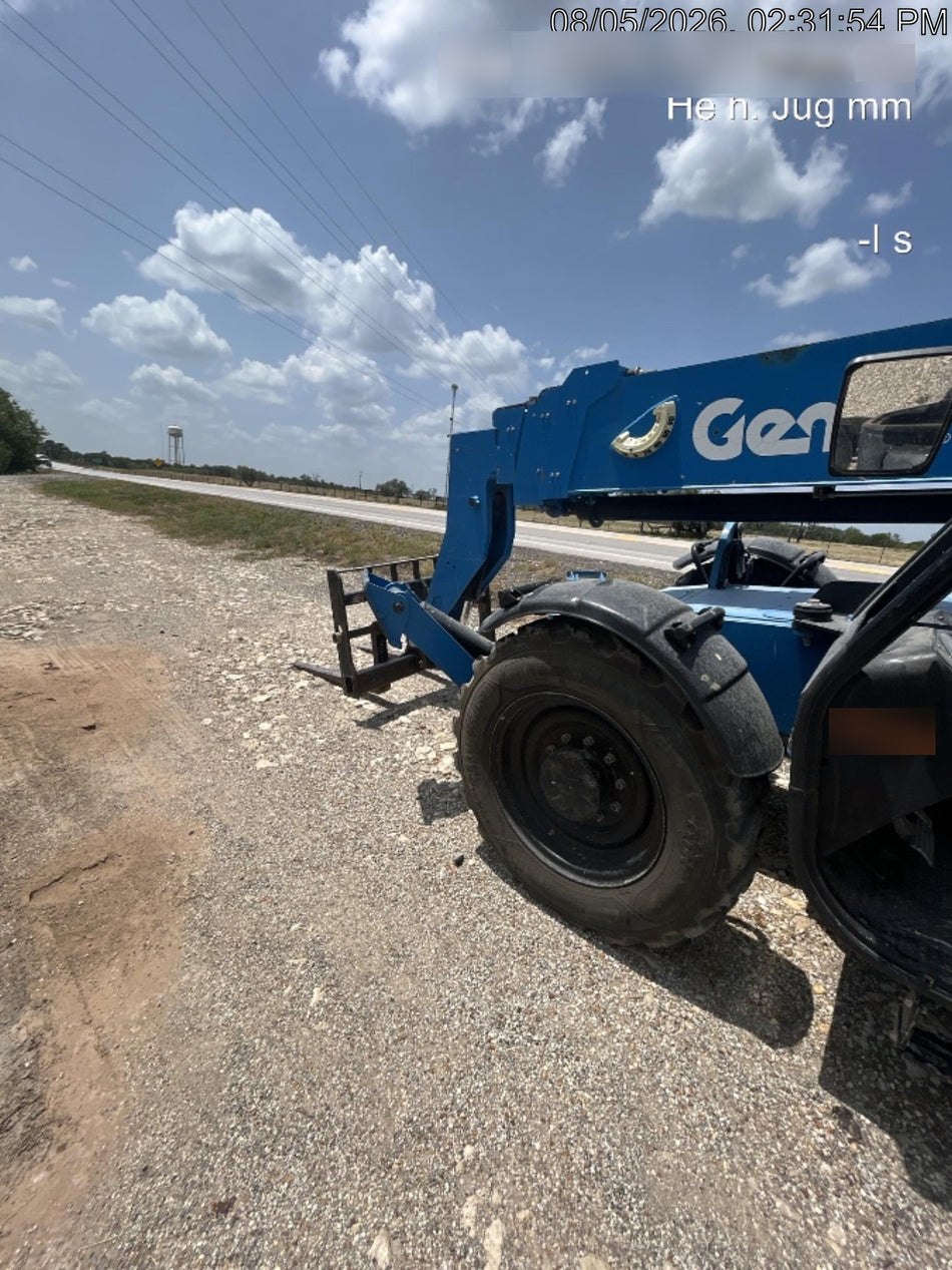 2018 Genie GTH-1056 GTH-1056 w/Open ROPS, FF Tires, Work Lights, 60" carriage/forks, cab mesh, beacon