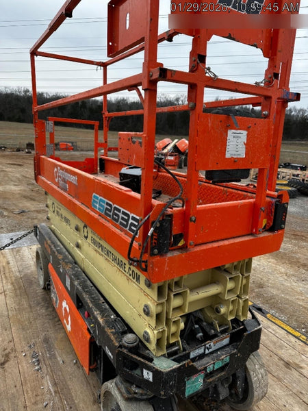 2022 JLG ES2632