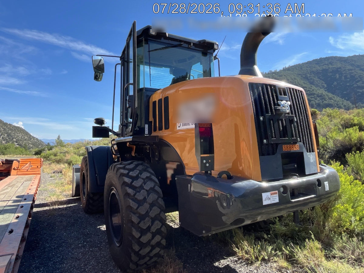 2024 CASE 521G