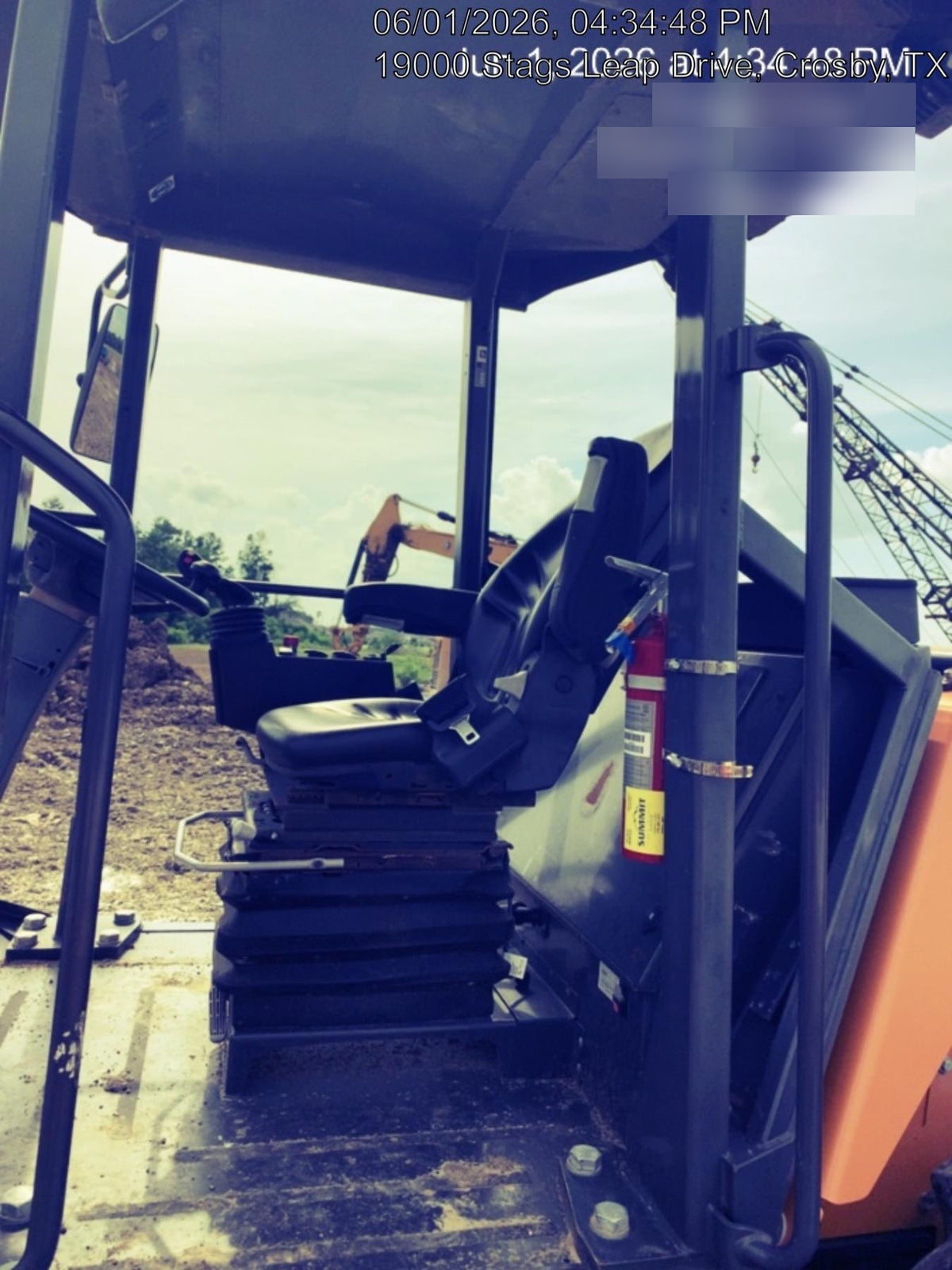 2023 CASE SV211E