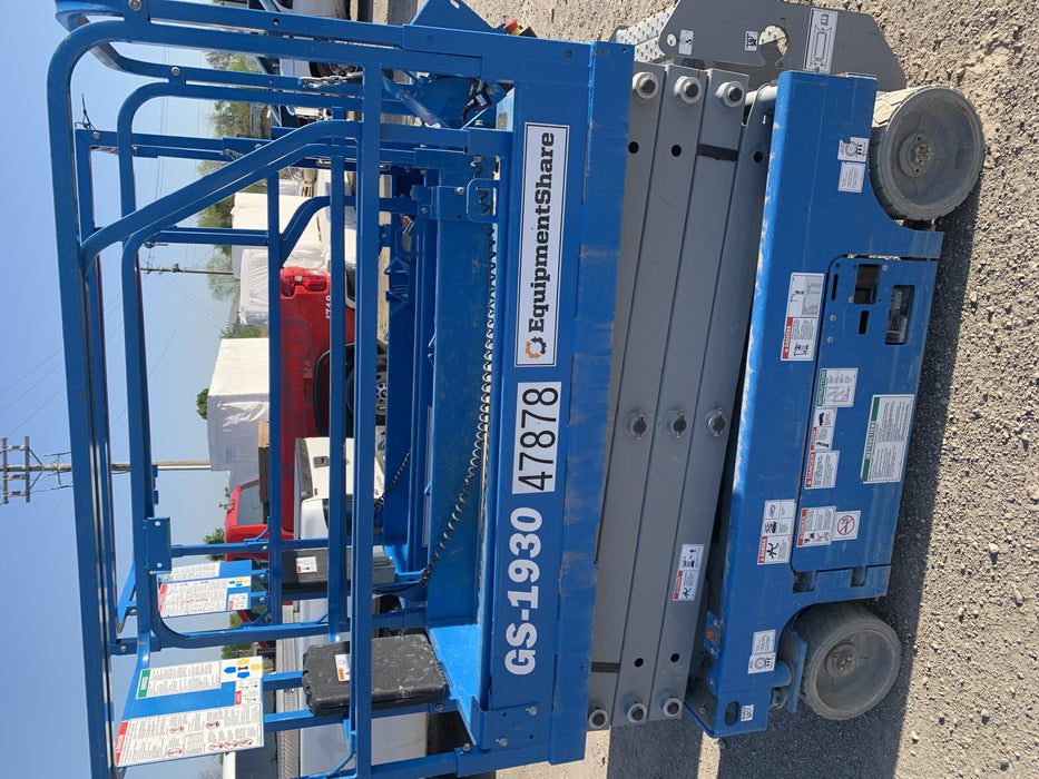 2019 Genie GS-1930 Fixed Rails with Chain Entry