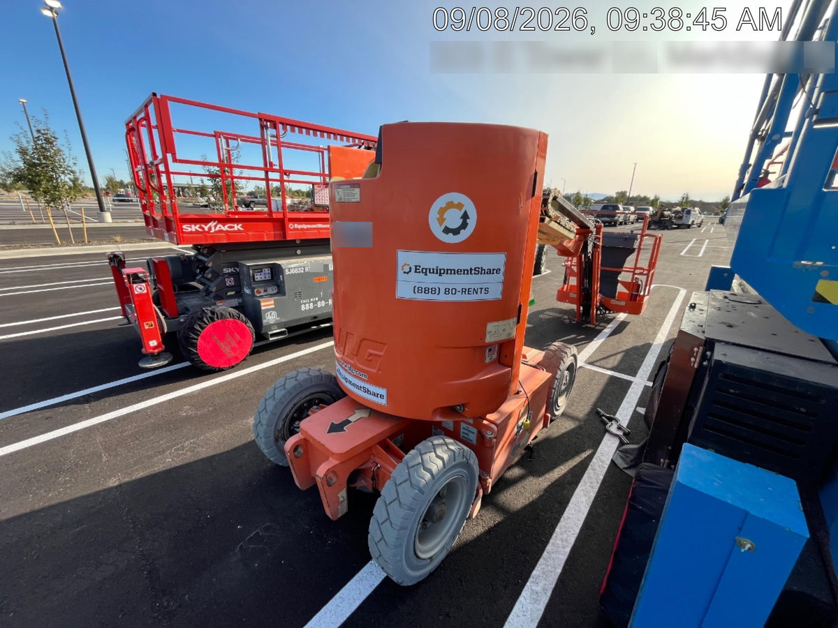 2019 JLG E300AJP