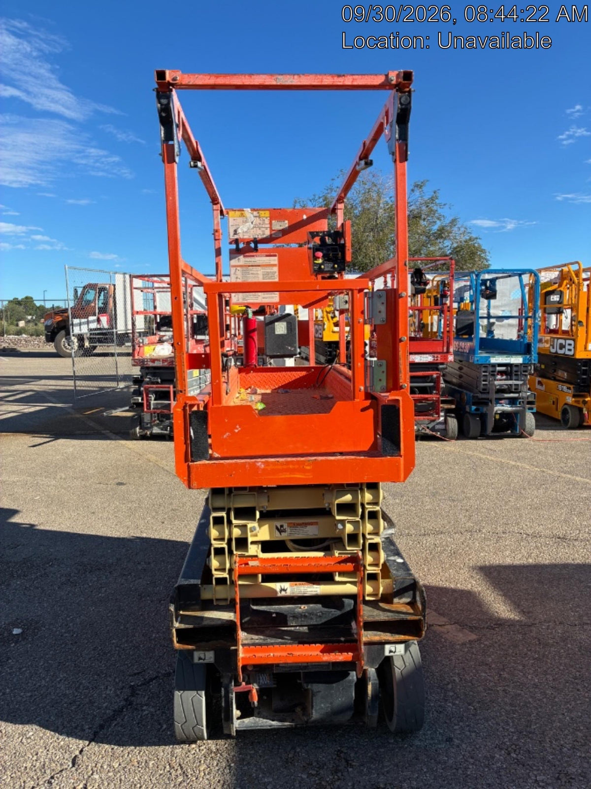 2021 JLG ES1932