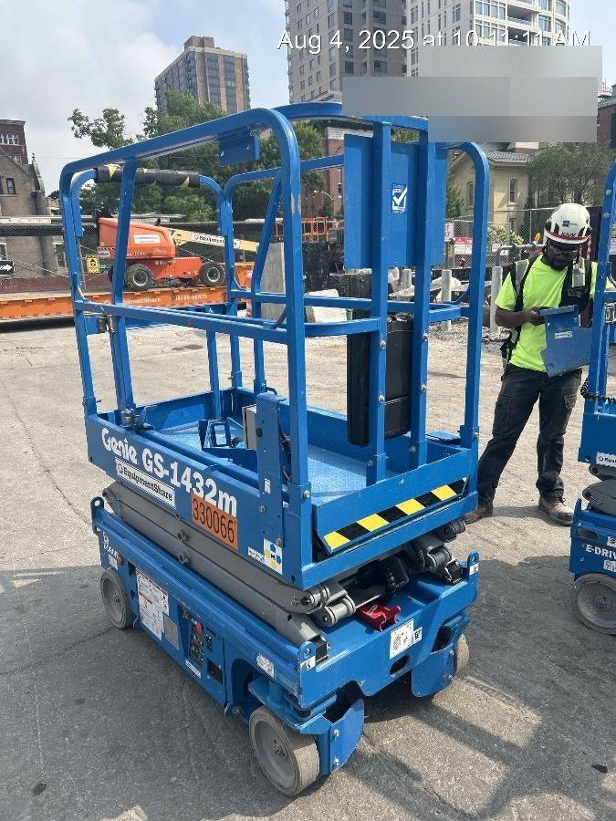 2023 GENIE GS-1432