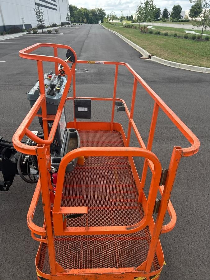 2025 JLG 660SJ