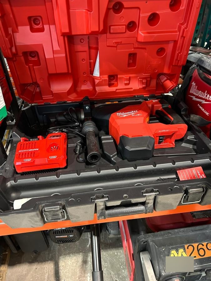 2024 MILWAUKEE 2718-22HD