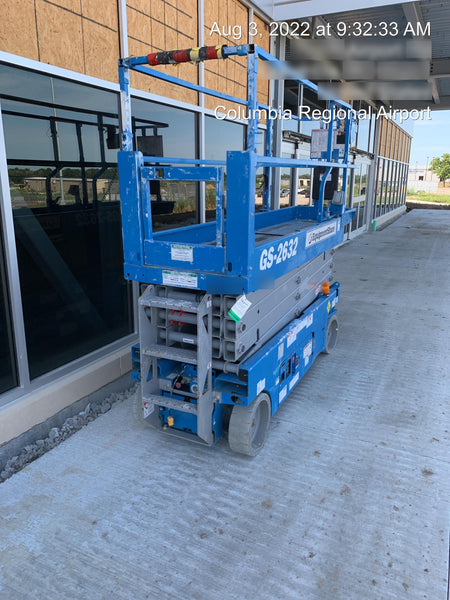 2019 Genie GS-2632 Folding Rails, Swing Gate, EE Rated