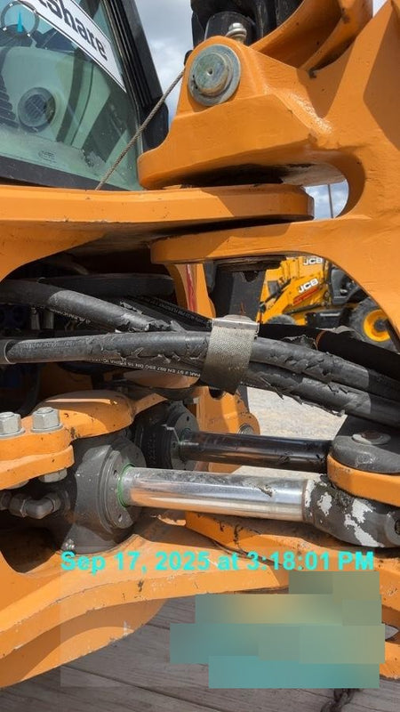 2022 CASE 580N EP - Extendable Backhoe
