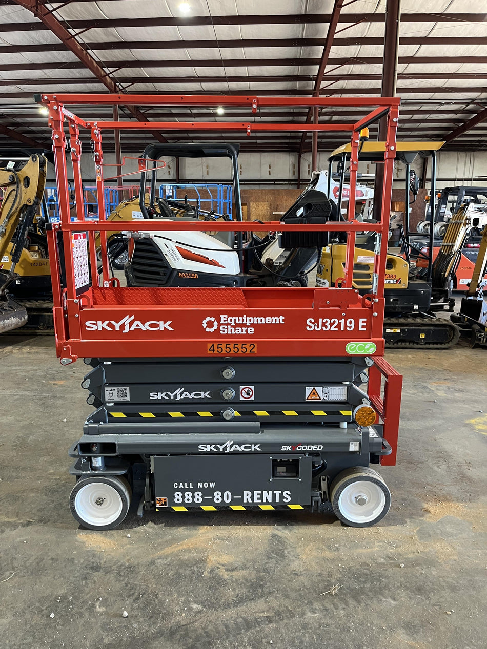 2024 Skyjack SJ3219 Electric Drive, Sld NM Tires, DBcns, RFRails, Power to Platform, T3 + Access Control