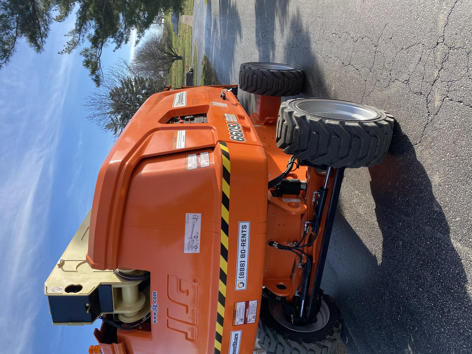 2021 JLG 660SJ