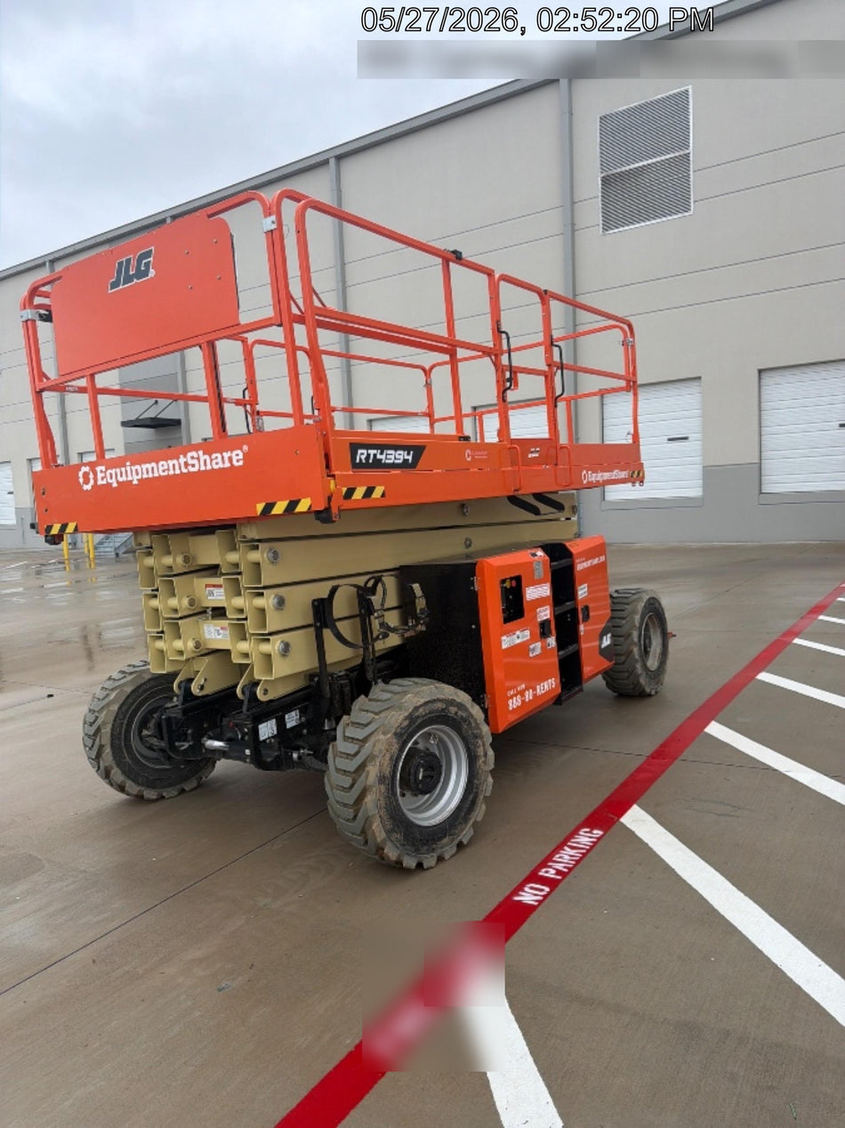 2025 JLG RT4394
