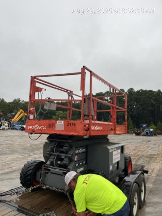 2017 SKYJACK SJ6832 RT