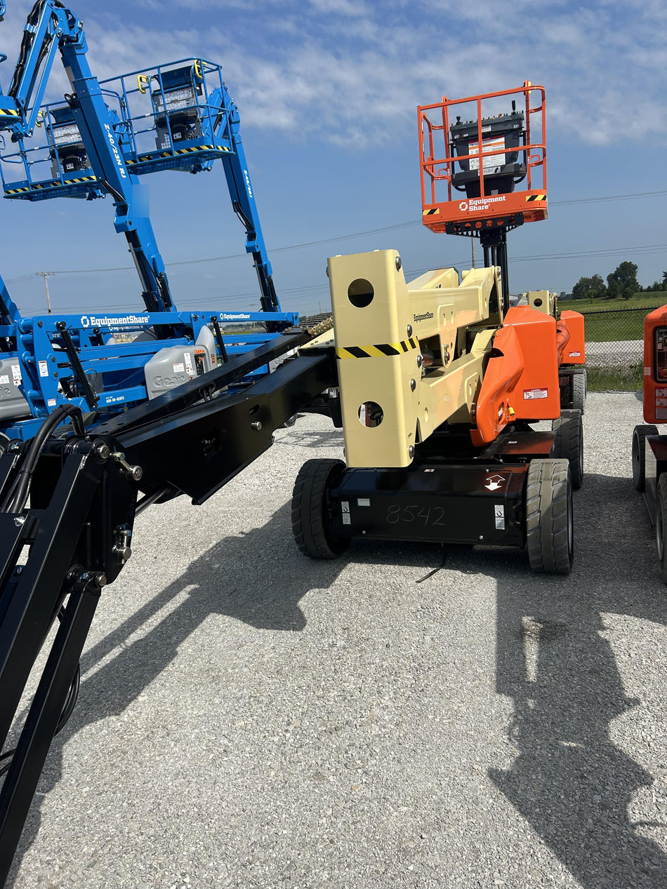 2026 JLG E450AJ