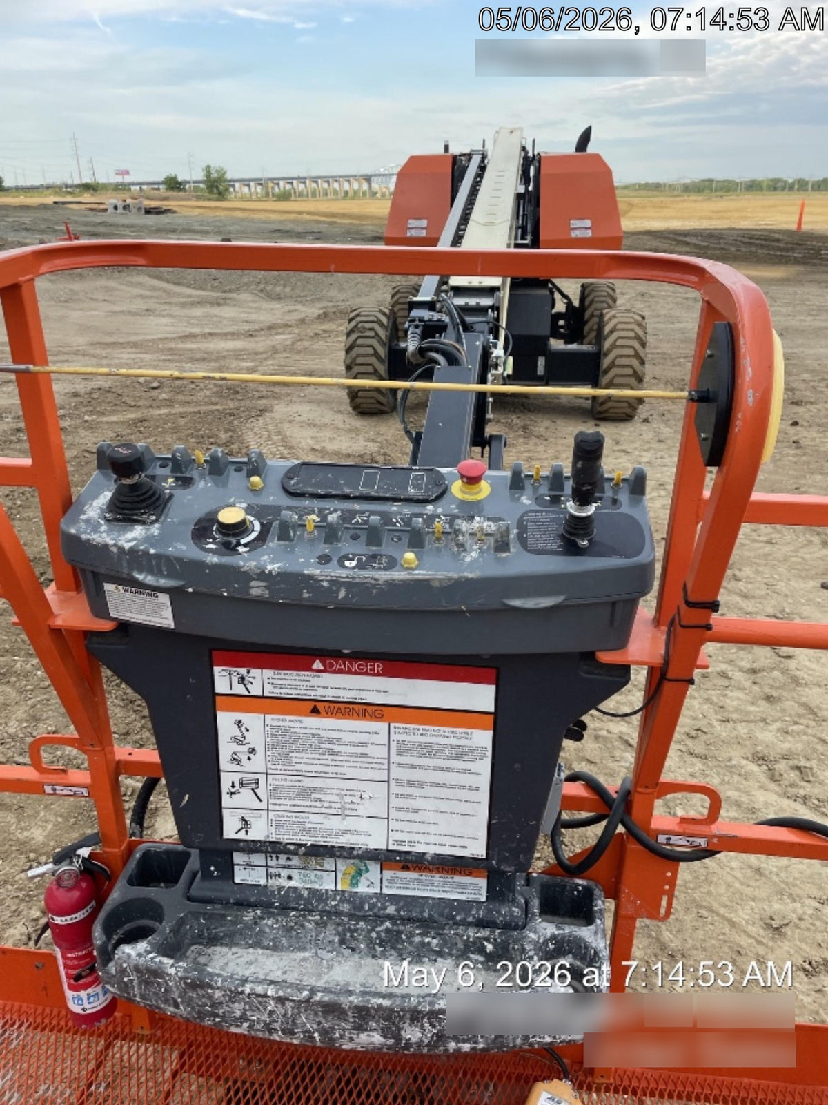 2025 JLG 660SJ