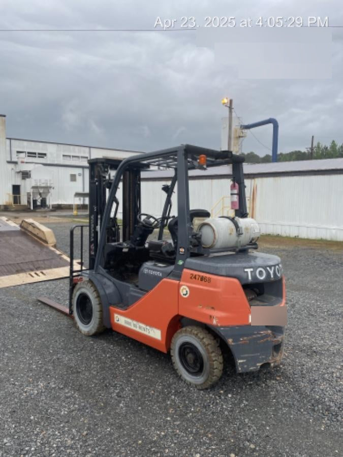2022 TOYOTA 50-8FGU25