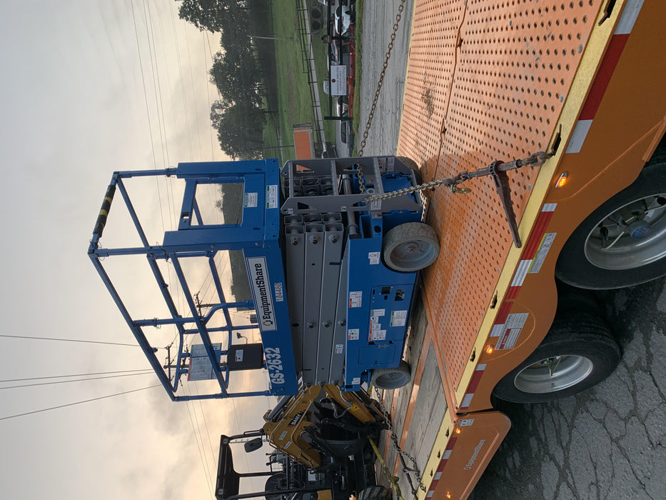 2020 Genie GS-2632 Solid NM Tires, Folding Rails with Half-Height Swing Gate, Beacon