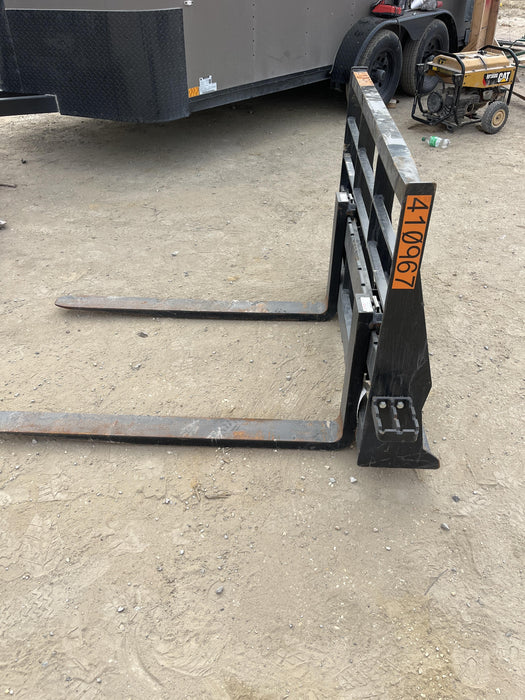 2024 ARROW MATERIAL HANDLING F5100CB