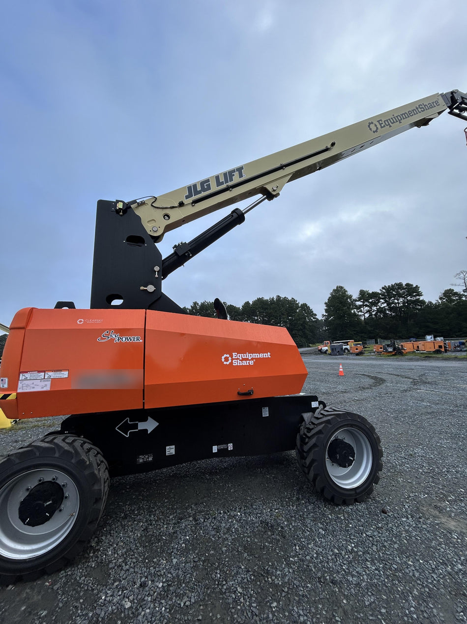 2025 JLG 860SJ