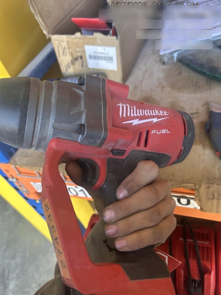 2022 MILWAUKEE 2867-22