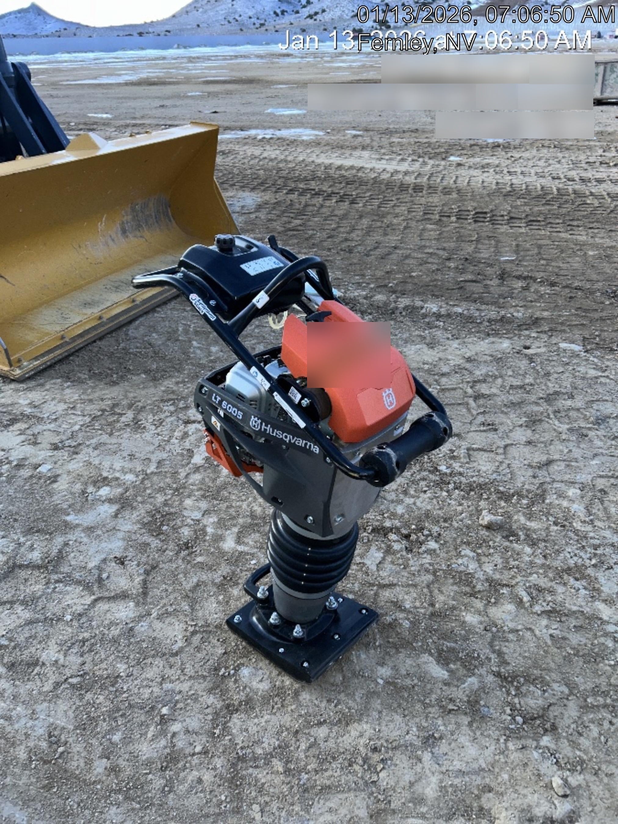 2025 HUSQVARNA LT6005