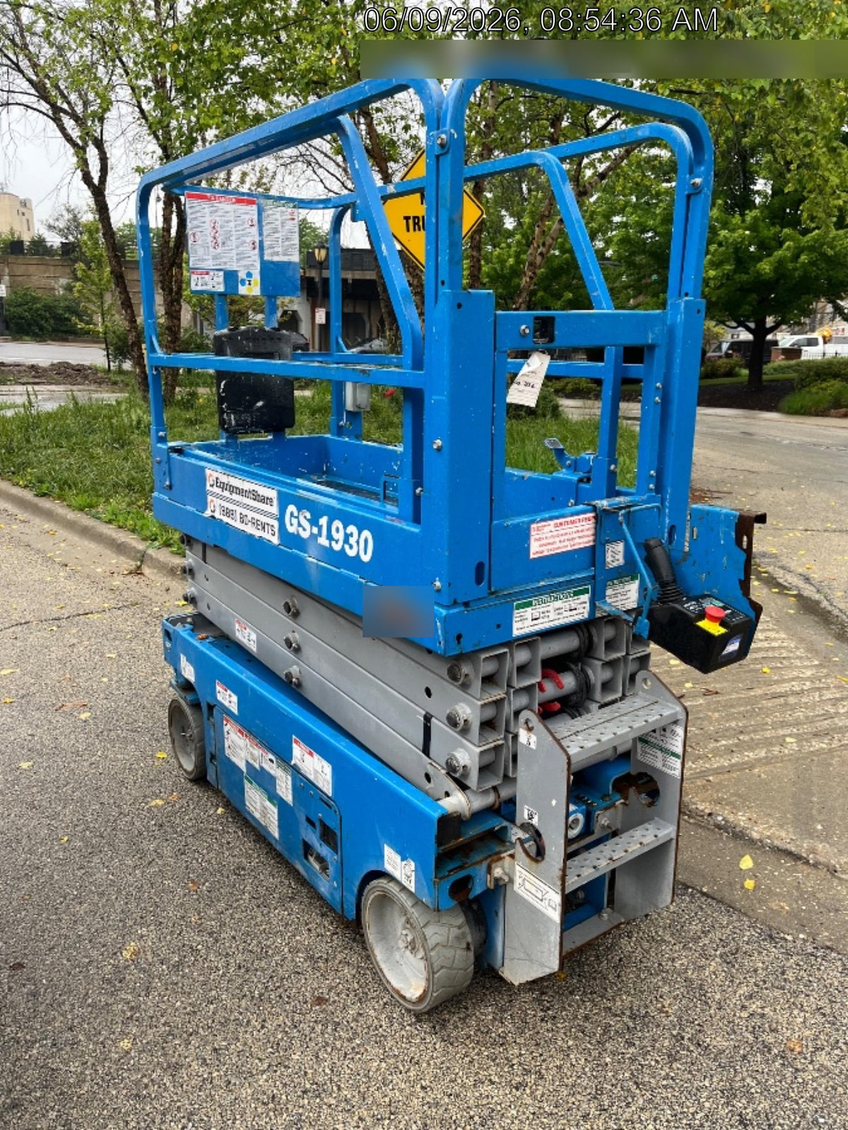 2020 Genie GS-1930 Solid Non Marking Tires, Beacon, Folding rails with half height swing gate