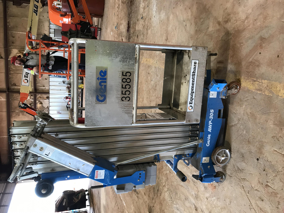 2018 GENIE AWP-30S