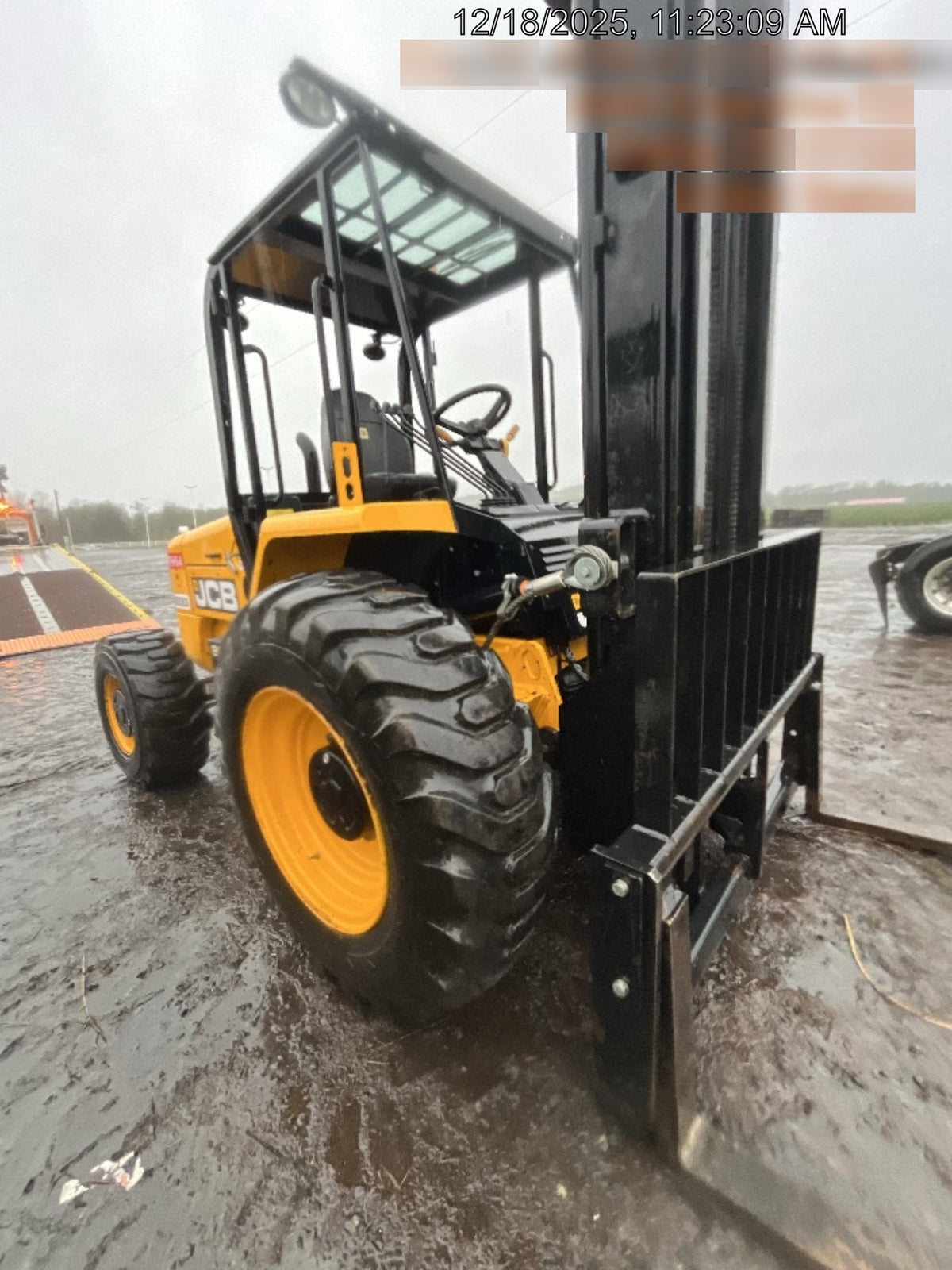 2021 JCB 930-4