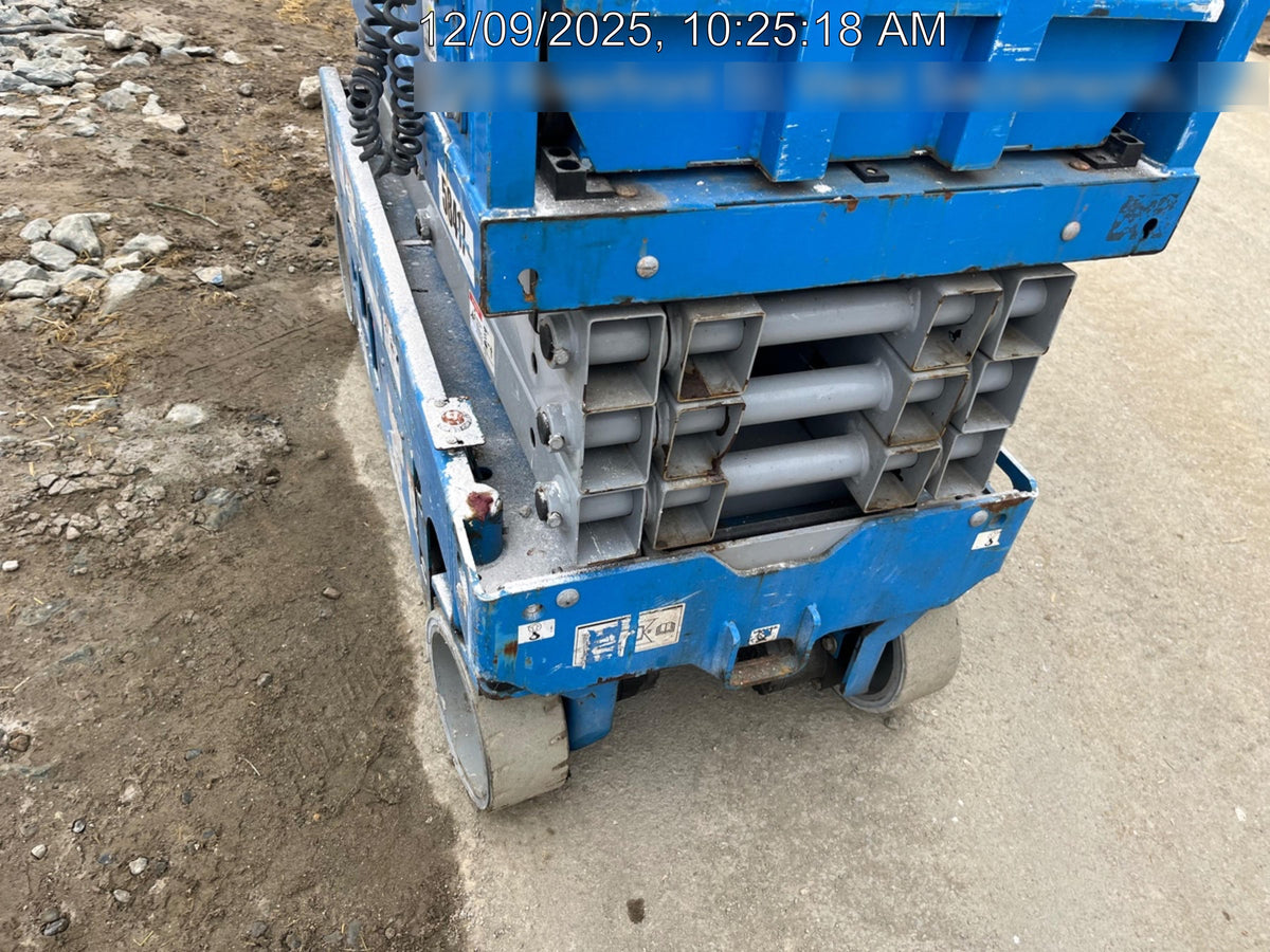 2019 Genie GS-1930 Half Height Swing Gate, 800W Inverter