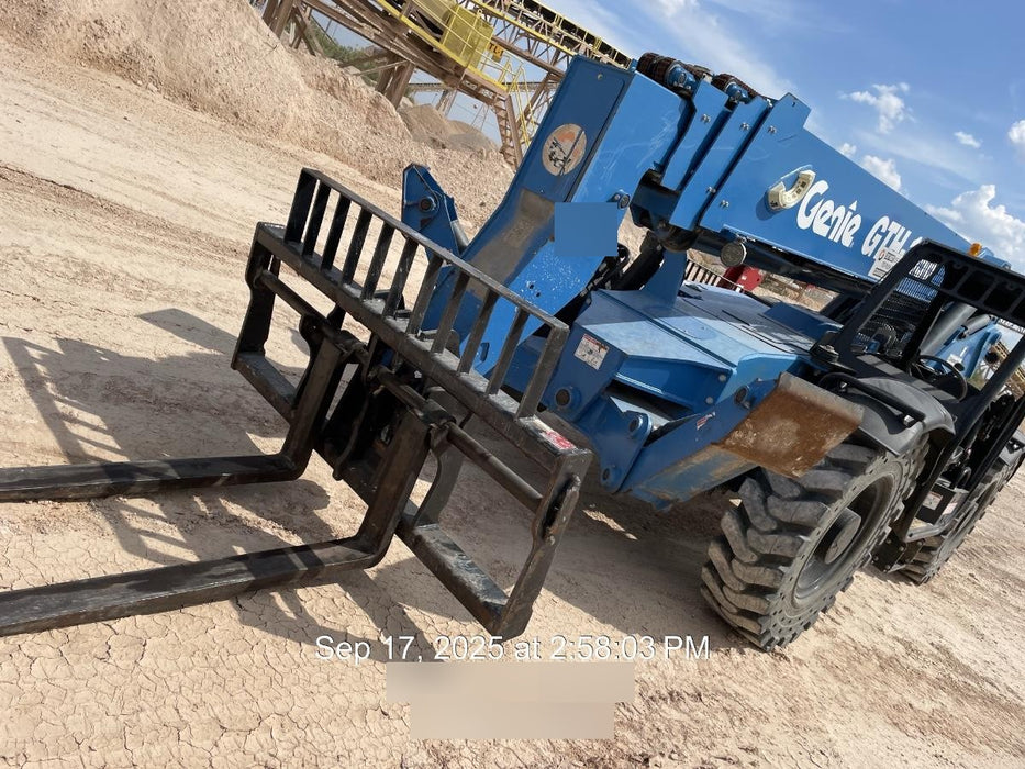 2018 GENIE GTH-1056