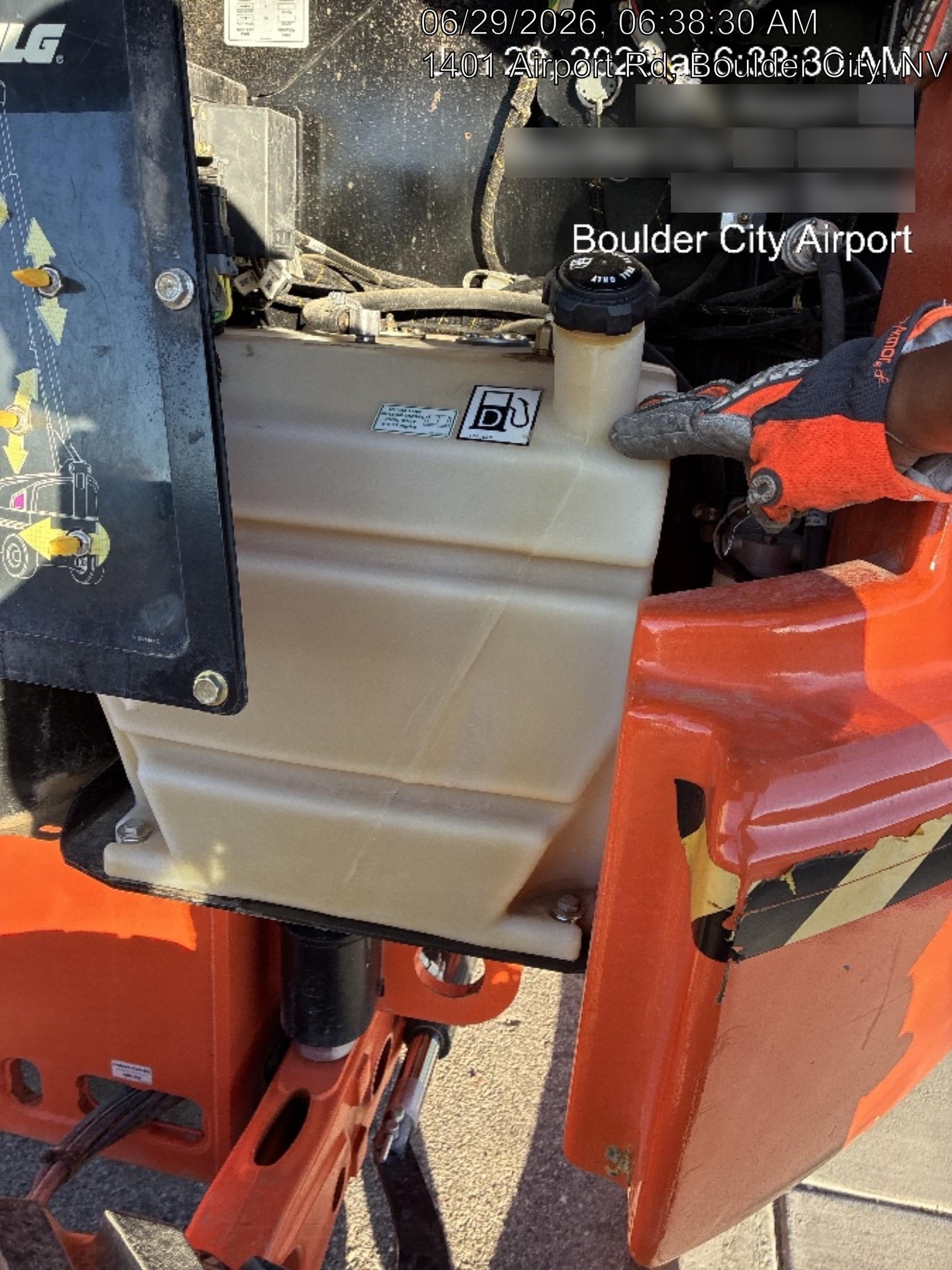 2023 JLG 460SJ