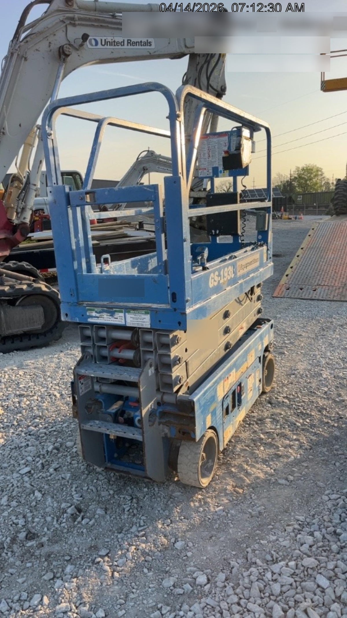 2020 Genie GS-1930 Solid Non Marking Tires, Beacon, Folding rails with half height swing gate