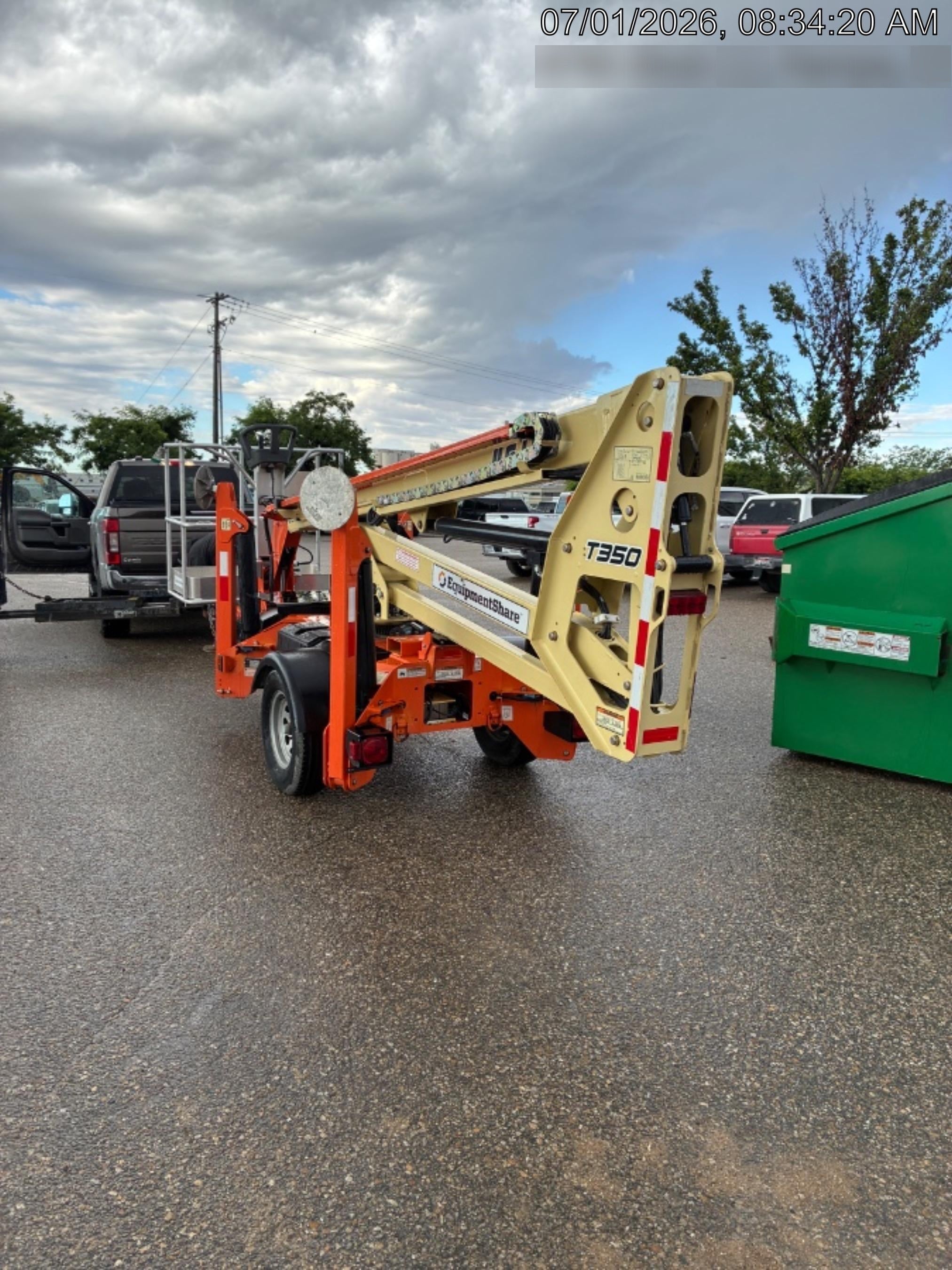 2022 JLG T350