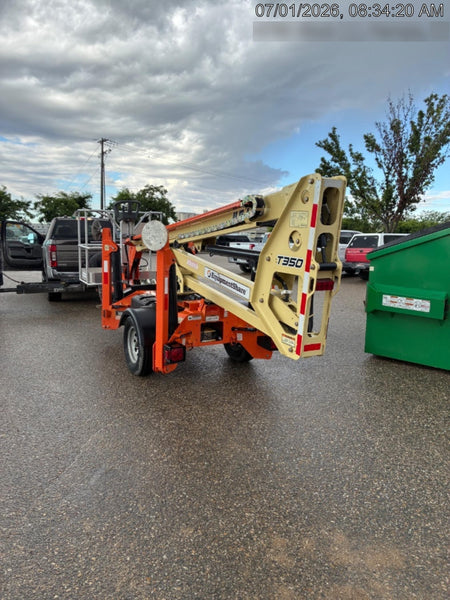 2022 JLG T350