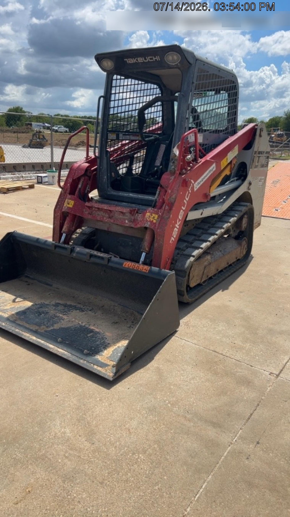 2022 TAKEUCHI TL8R2-R