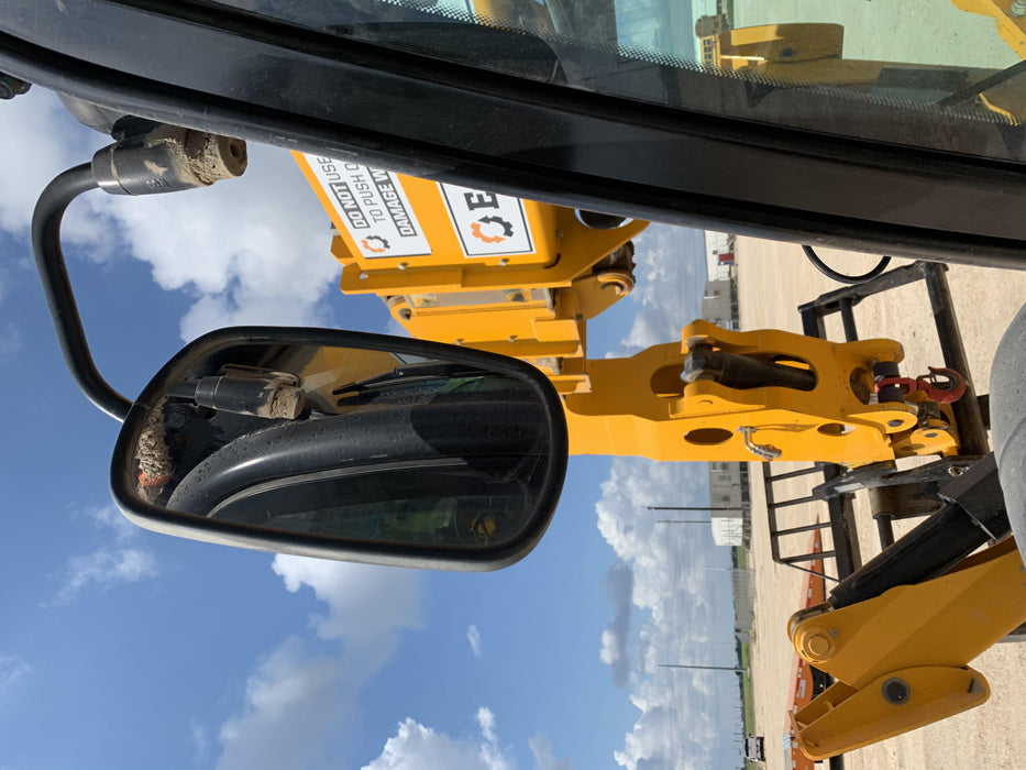 2019 JCB 512-56 Enclosed Cab, 109 HP, Solid Tires, Worklights, Beacon, Aux Hydraulics, Lifting Eye w/60" Carriage/60" Forks