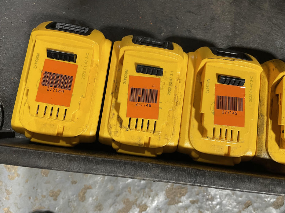 2022 DEWALT DCS374P2