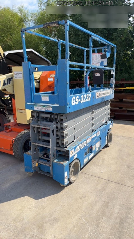 2018 GENIE GS-3232