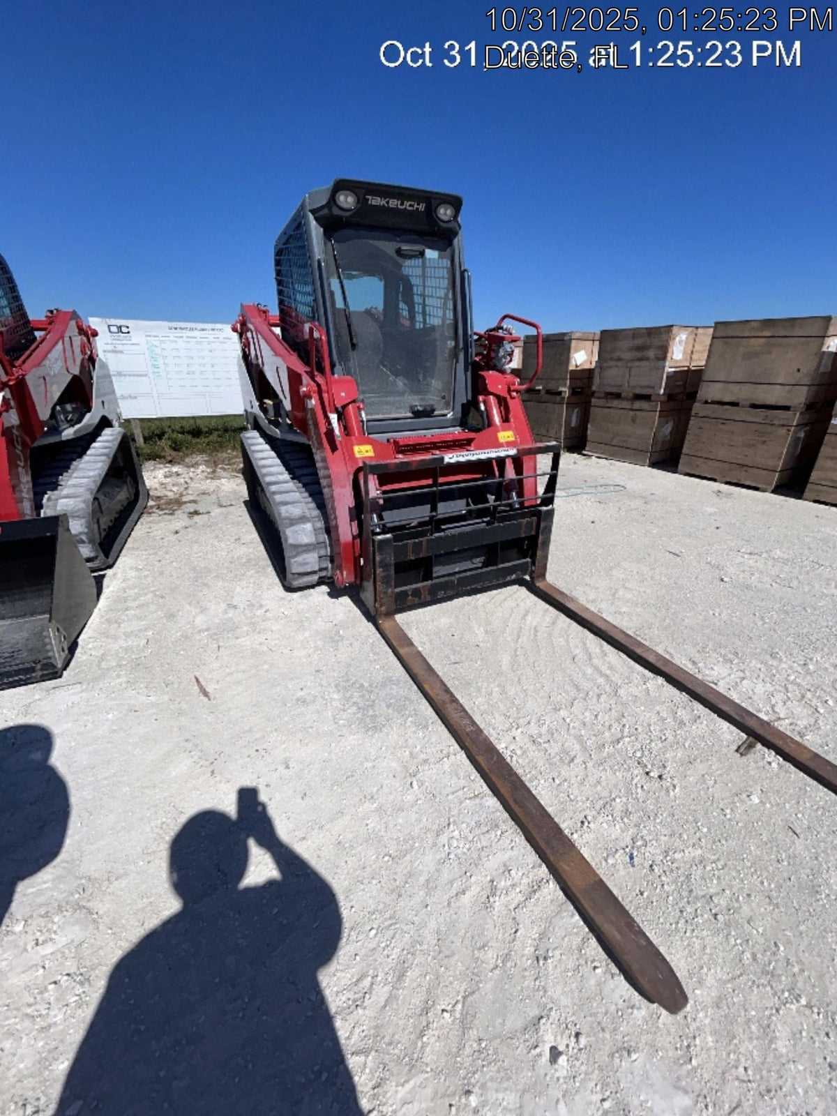 2025 TAKEUCHI TL12V2-CR