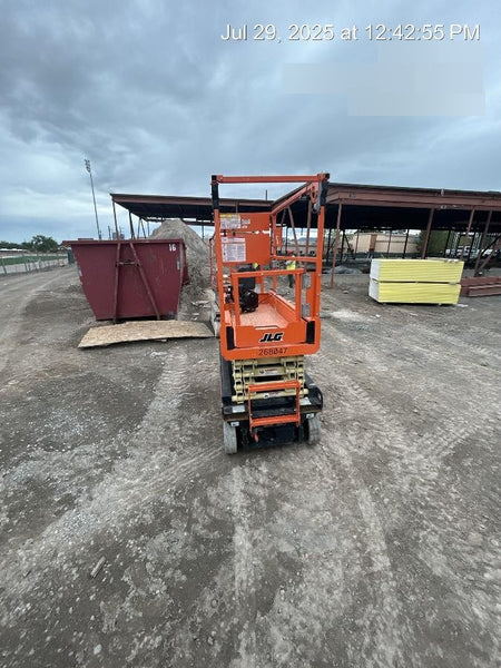 2022 JLG ES1932