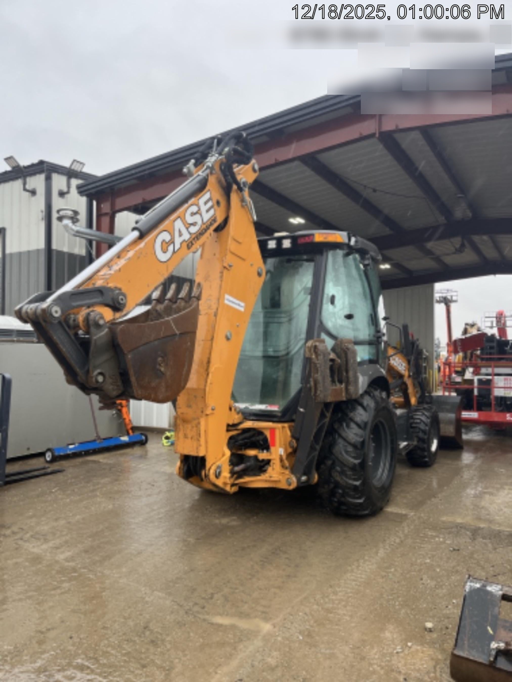 2022 CASE 580N EP - Extendable Backhoe
