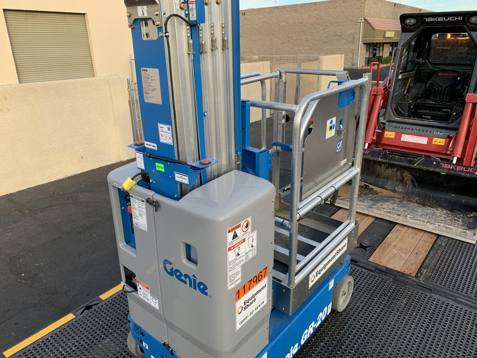 2020 GENIE GR-20