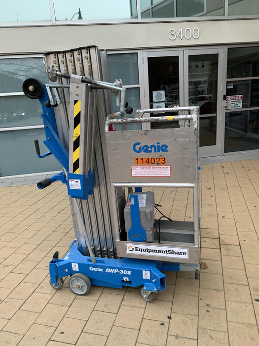 2020 GENIE AWP-30S